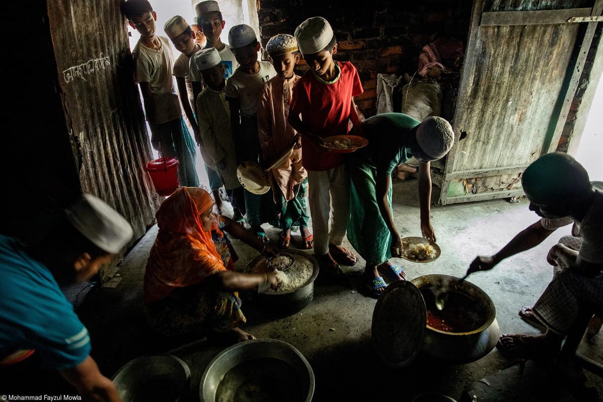 Line for Food by Mohammad Fayzul Mowla - Highly Commended Place World Food Programme Food for Life