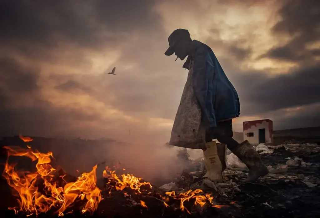 Chromatic Photo Awards 2024, Chromatic Discovery of the Year  - João Coelho, Angola - Scavengers